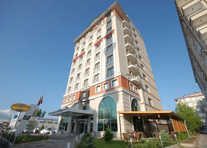 Hotell Serace 4*